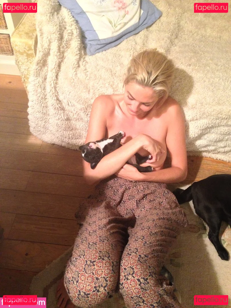 Tamsin Egerton Onlyfans Photo Gallery 