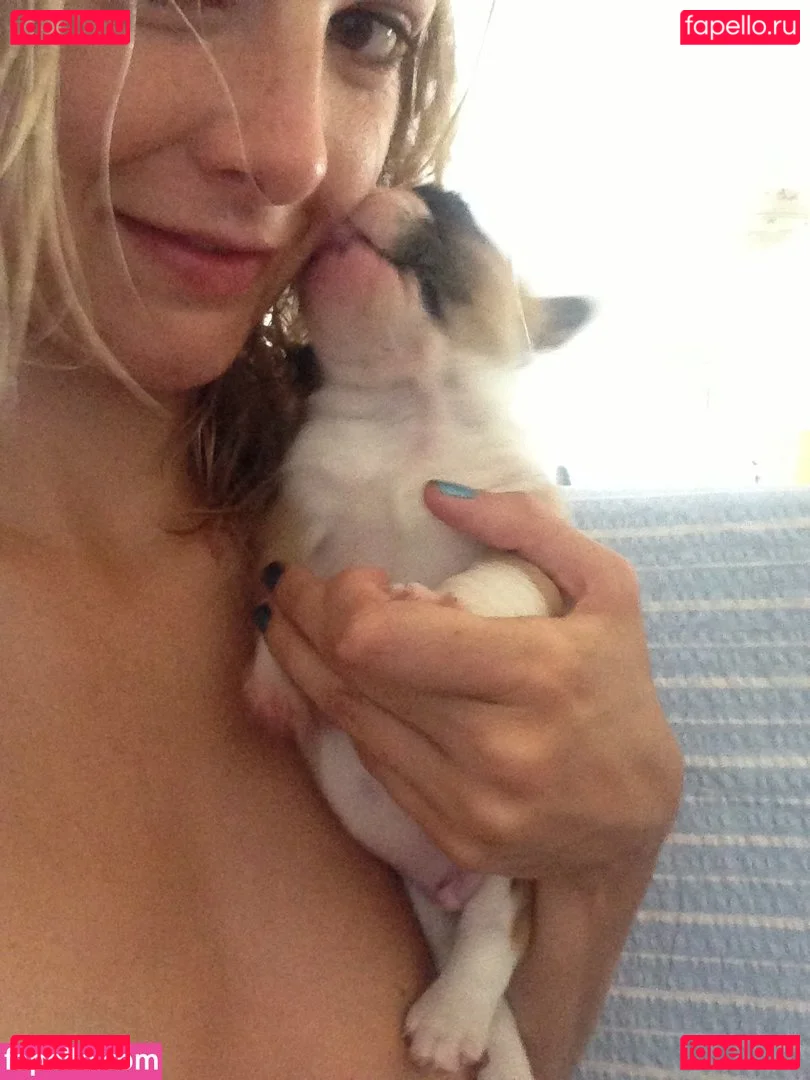 Tamsin Egerton Onlyfans Photo Gallery 