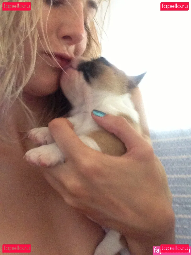 Tamsin Egerton Onlyfans Photo Gallery 