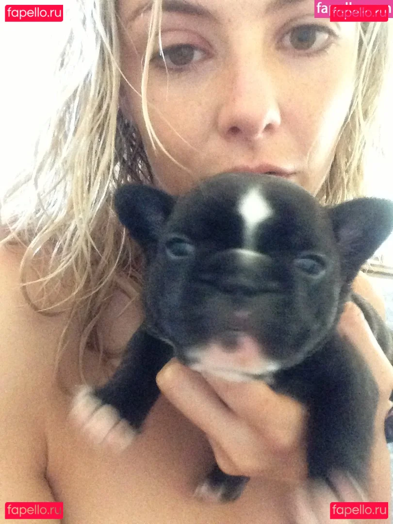 Tamsin Egerton Onlyfans Photo Gallery 