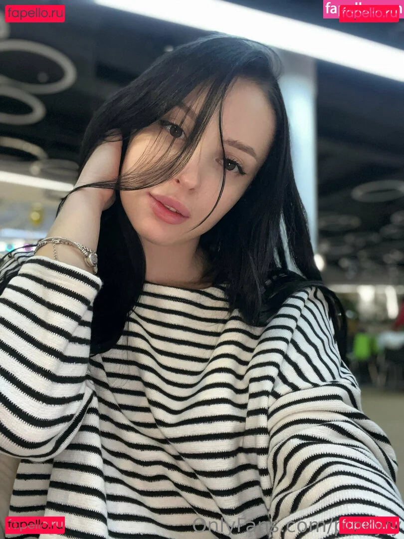 pinkyly Onlyfans Photo Gallery 