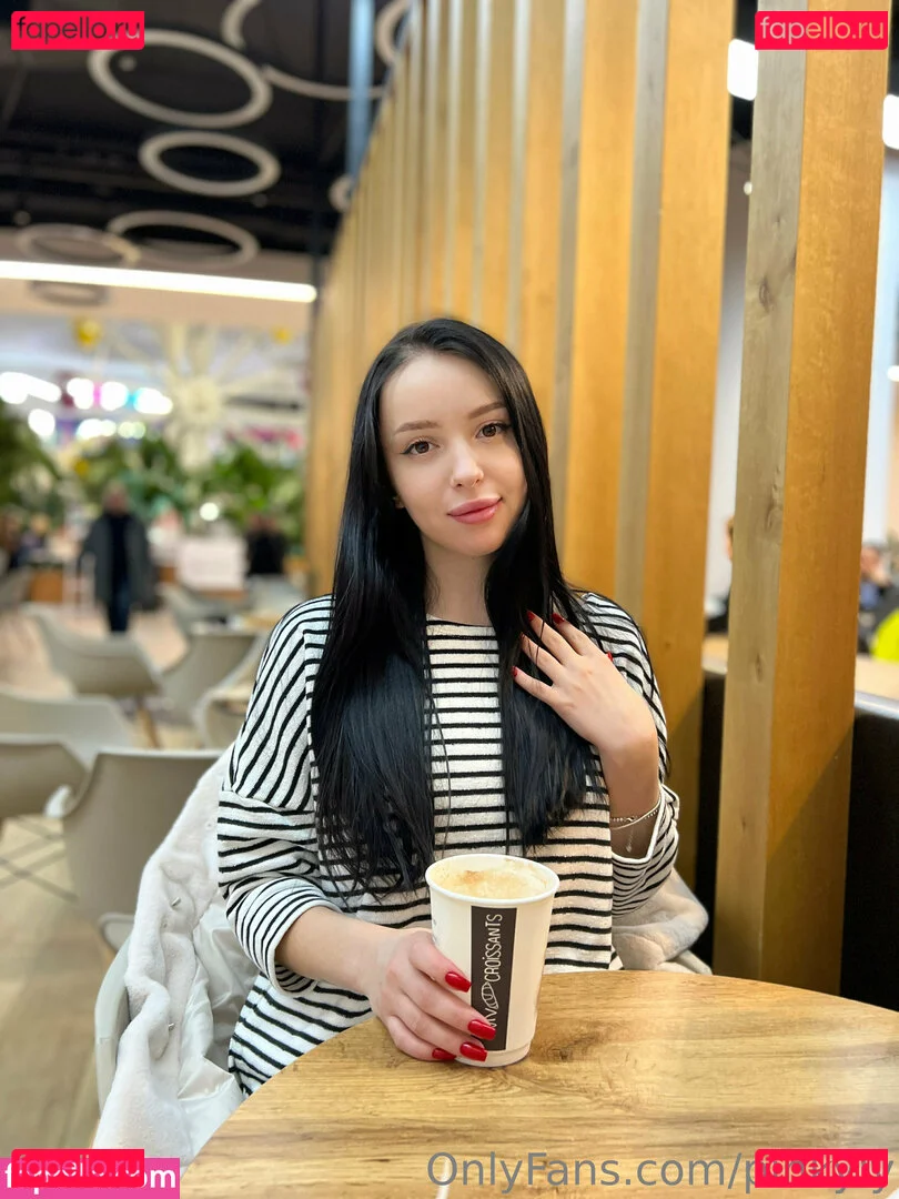 pinkyly Onlyfans Photo Gallery 