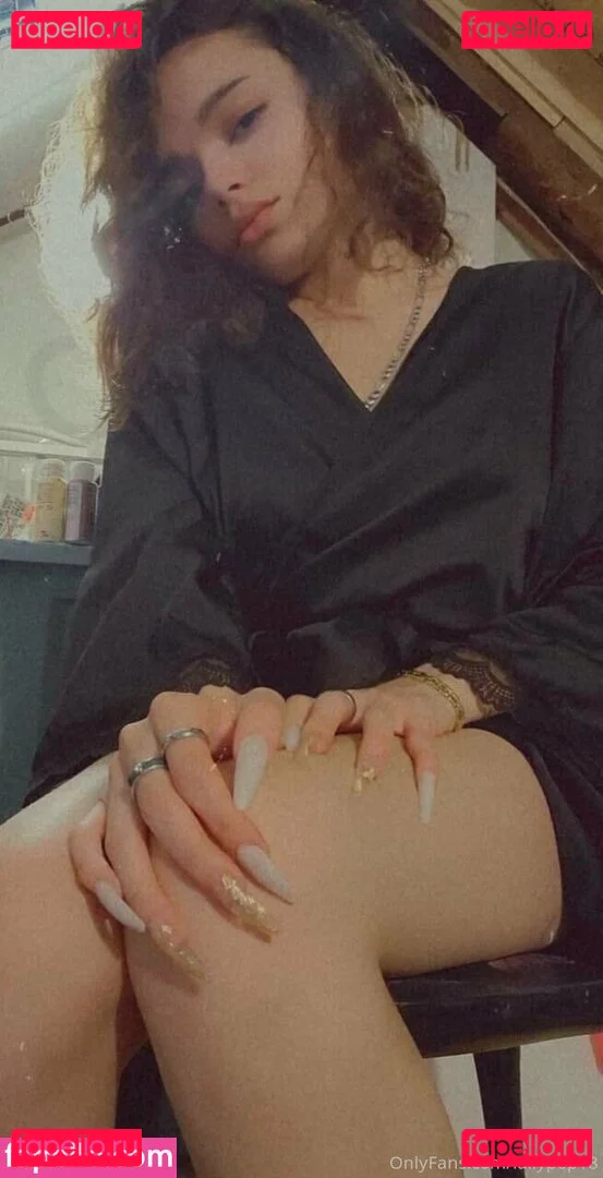 lallypop18 Onlyfans Photo Gallery 