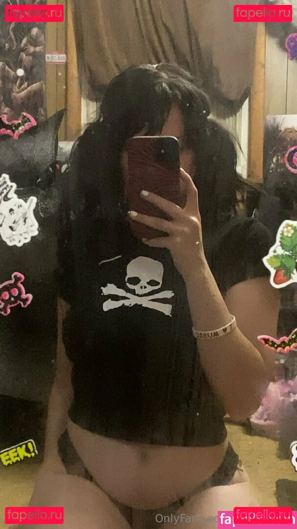 x.grimkitty Onlyfans Photo Gallery 