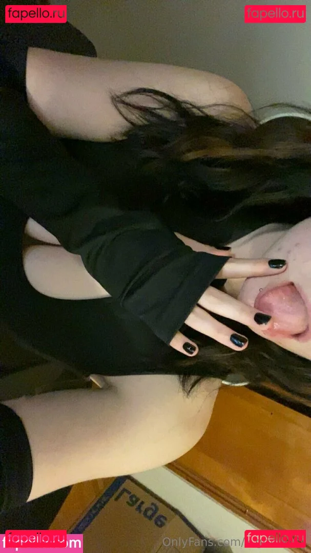 x.grimkitty Onlyfans Photo Gallery 