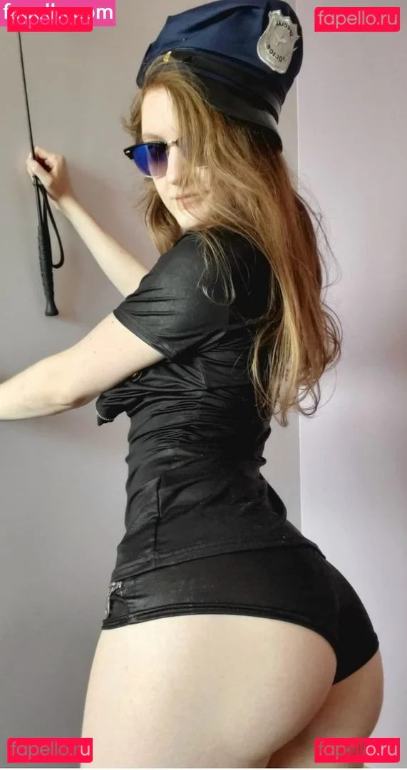 Cleodeschamps Onlyfans Photo Gallery 