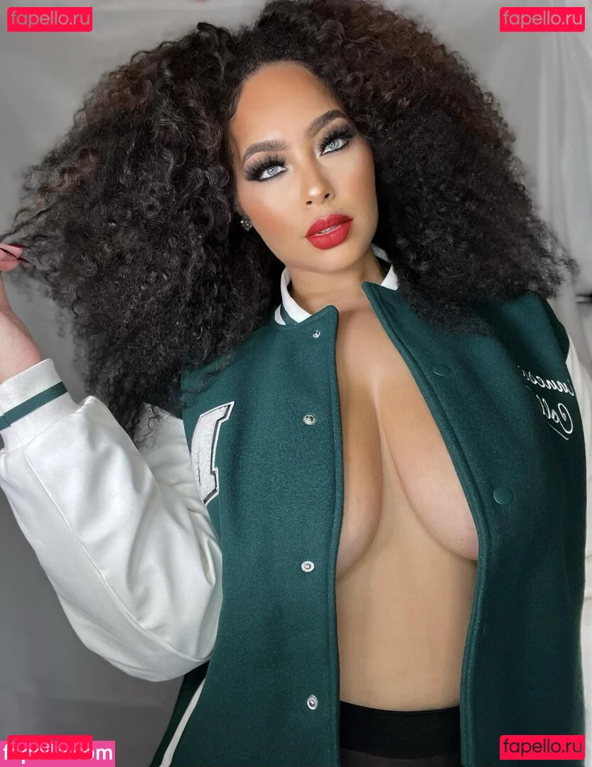 Lovesirensong Onlyfans Photo Gallery 