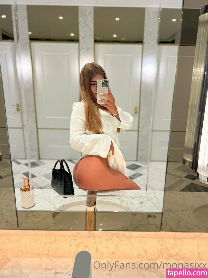monasixx Onlyfans Photo Gallery 