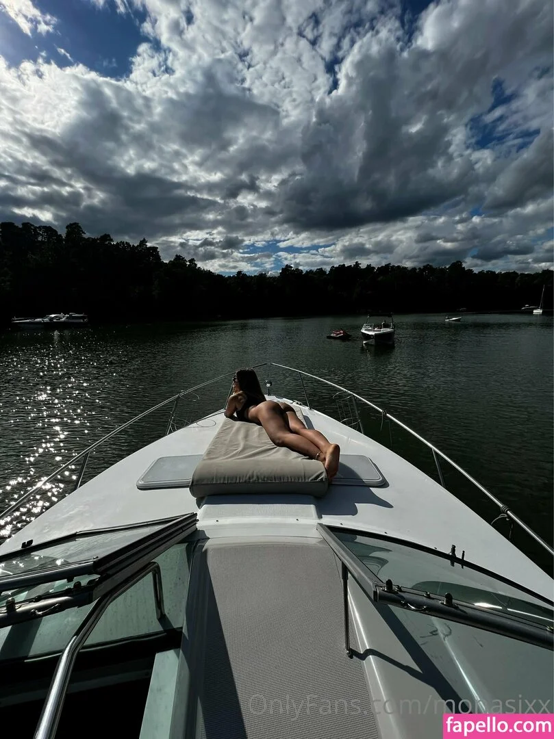 monasixx Onlyfans Photo Gallery 