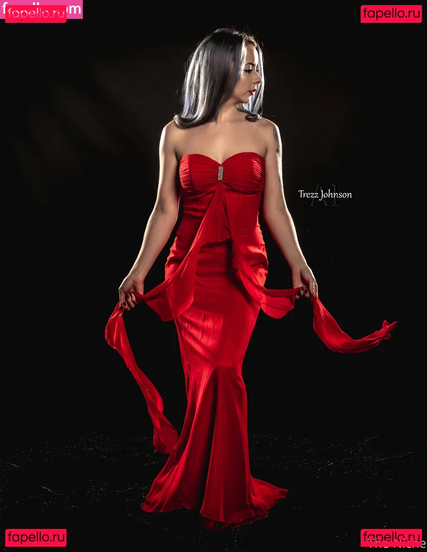 trezztheniche Onlyfans Photo Gallery 