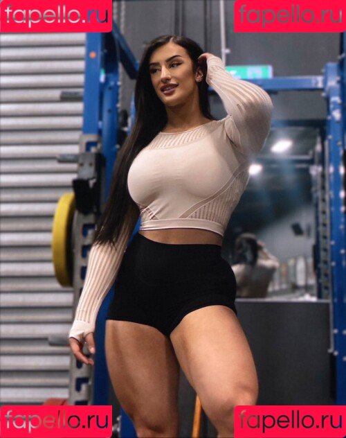 Kiki Vhyce Onlyfans Photo Gallery 