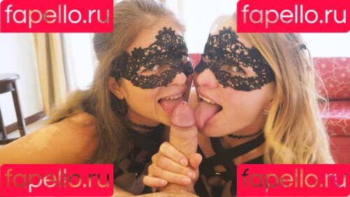 poly-amory Onlyfans Photo Gallery 