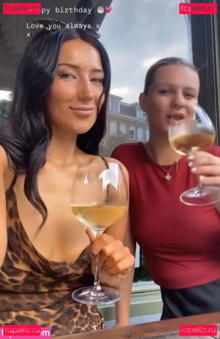 Charlotte Lion Onlyfans Photo Gallery 