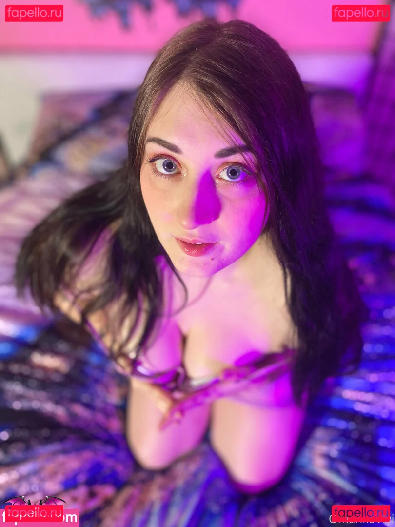 omankovivi Onlyfans Photo Gallery 