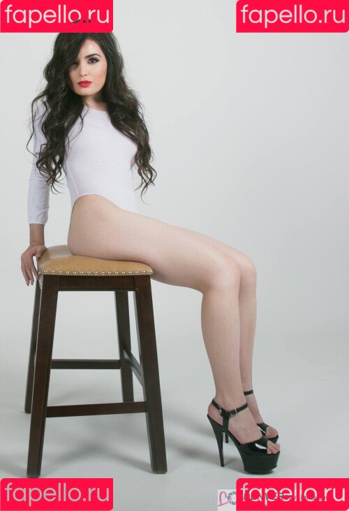 Yanet Gutierrez Onlyfans Photo Gallery 