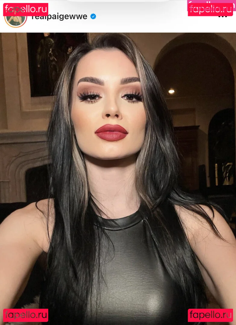 PaigeWWE Onlyfans Photo Gallery 