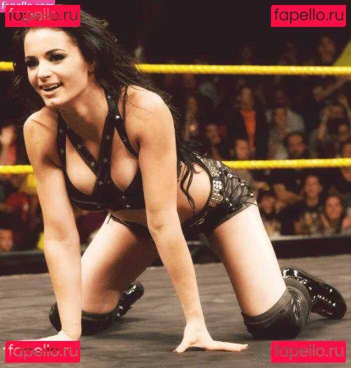 PaigeWWE Onlyfans Photo Gallery 