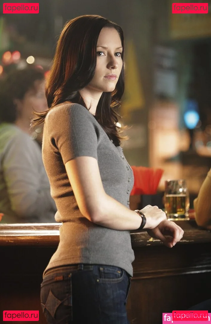 Chyler Leigh Onlyfans Photo Gallery 