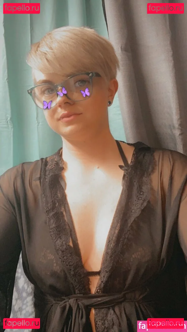 Spellbound Onlyfans Photo Gallery 