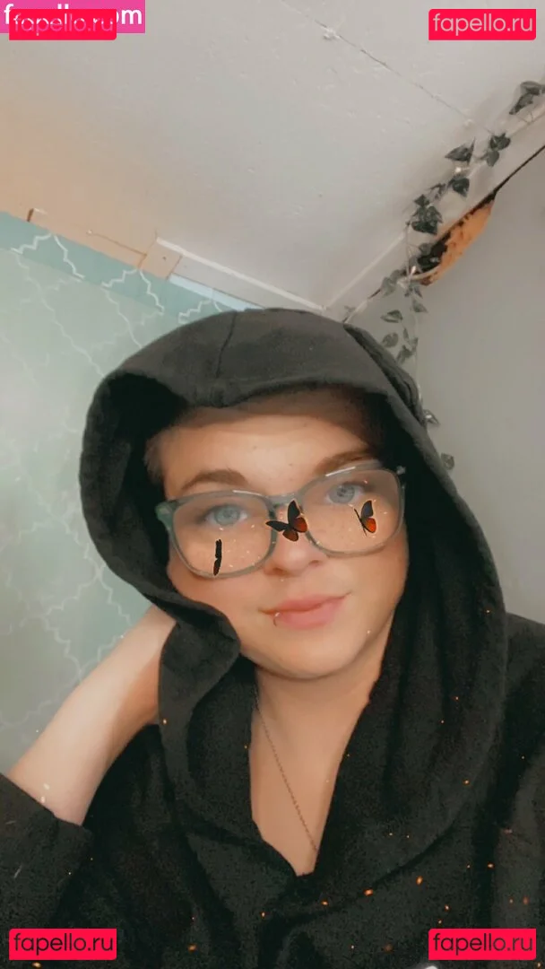 Spellbound Onlyfans Photo Gallery 