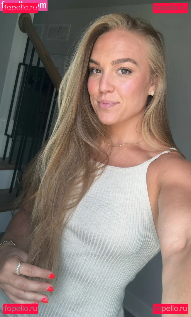 Michelle Basnett Onlyfans Photo Gallery 