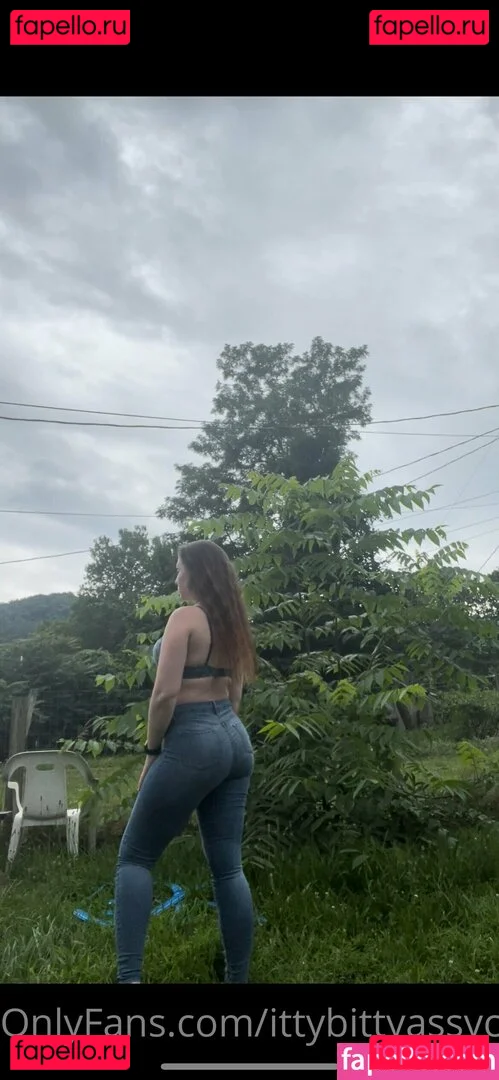 ittybittyassycassy Onlyfans Photo Gallery 