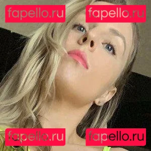 Prada SG Onlyfans Photo Gallery 