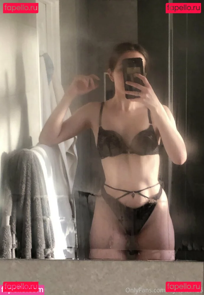 Lilywatson25 Onlyfans Photo Gallery 