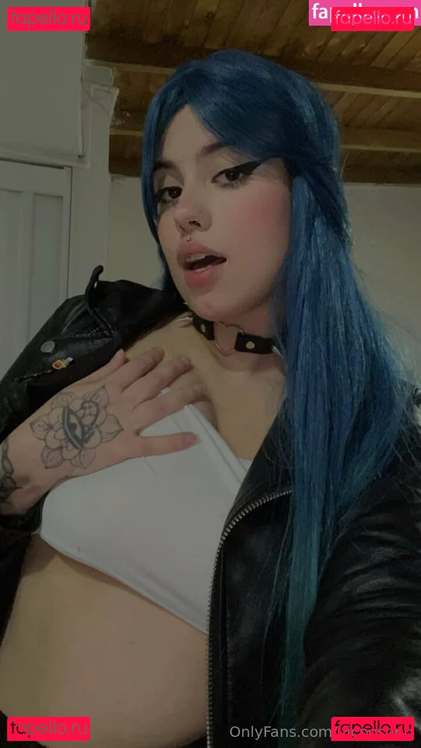 vicposting Onlyfans Photo Gallery 