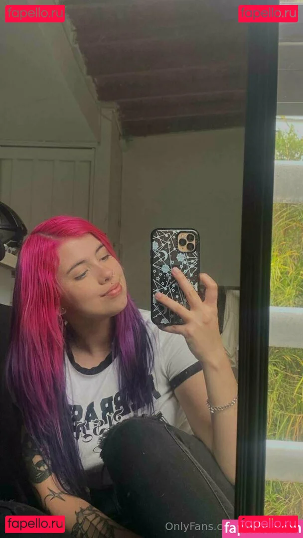 vicposting Onlyfans Photo Gallery 