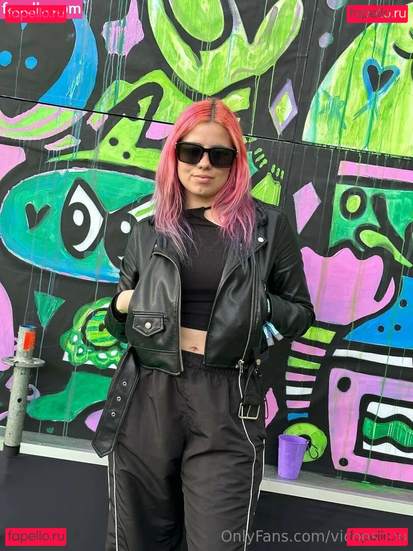 vicposting Onlyfans Photo Gallery 