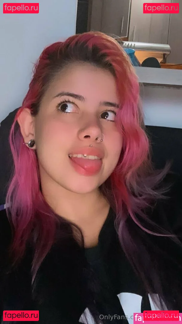 vicposting Onlyfans Photo Gallery 