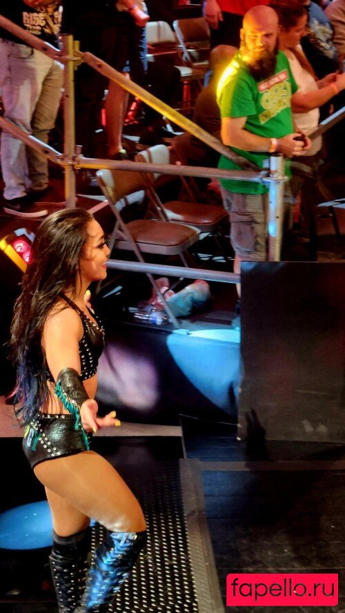 Roxanne Perez Onlyfans Photo Gallery 