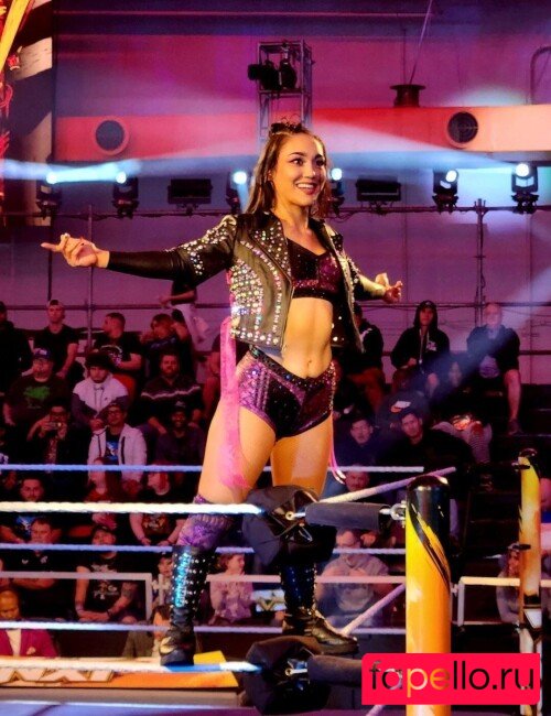 Roxanne Perez Onlyfans Photo Gallery 