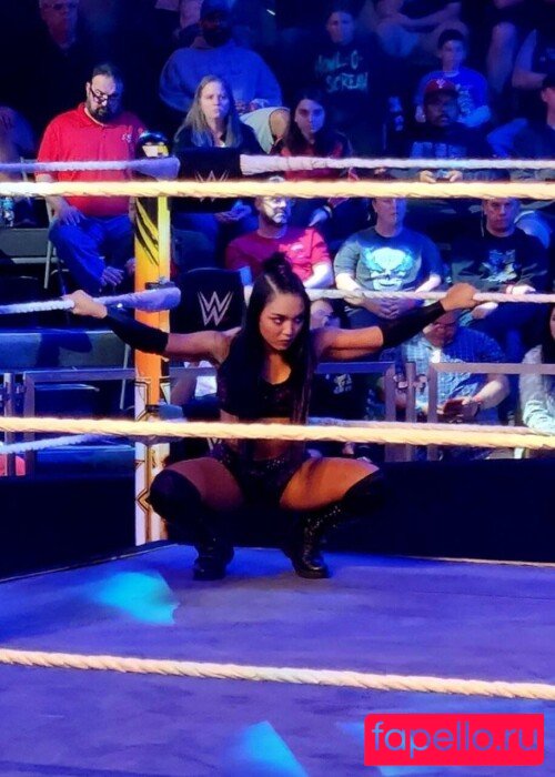 Roxanne Perez Onlyfans Photo Gallery 