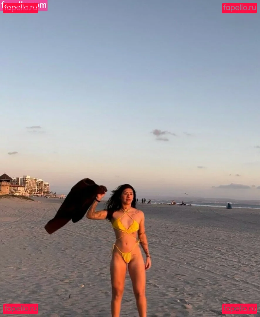 itsrumoonn Onlyfans Photo Gallery 