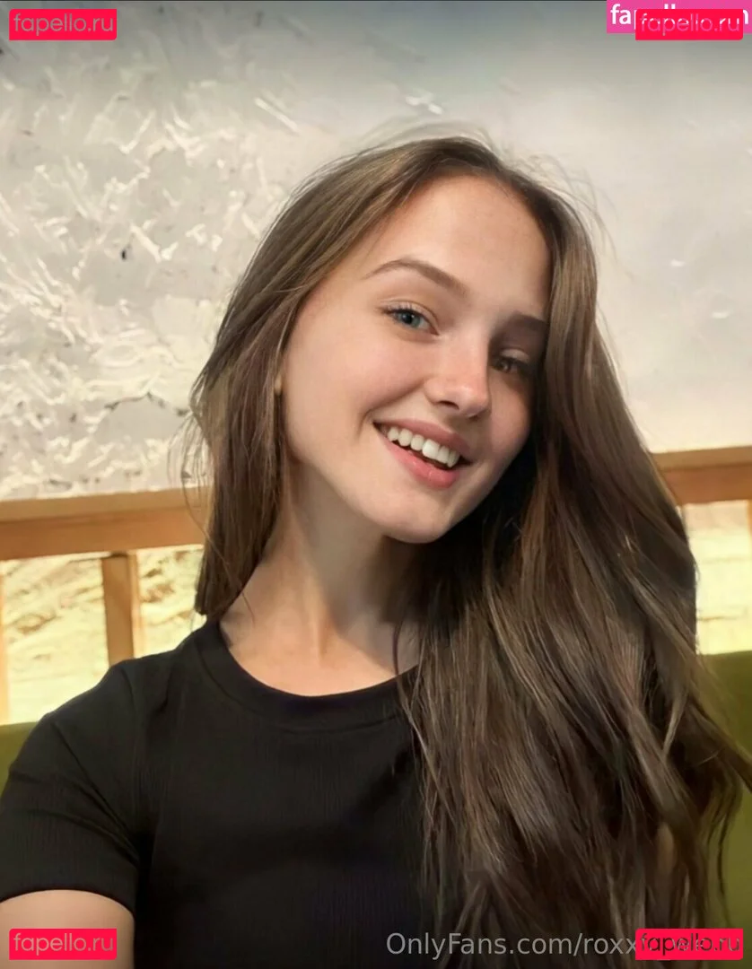 roxxy_webb Onlyfans Photo Gallery 