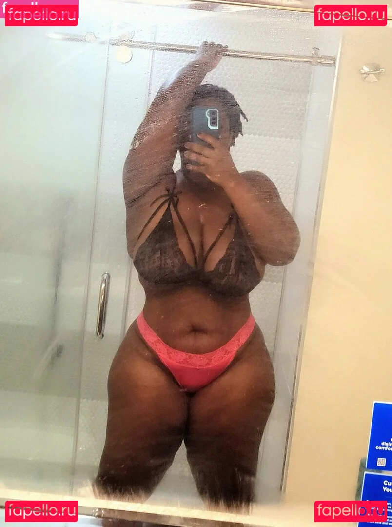 Marvelouslythiq Onlyfans Photo Gallery 