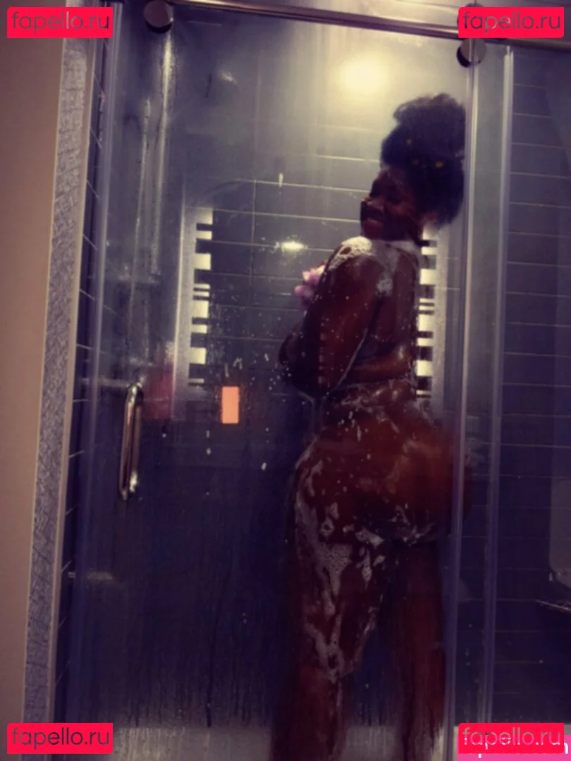 Marvelouslythiq Onlyfans Photo Gallery 