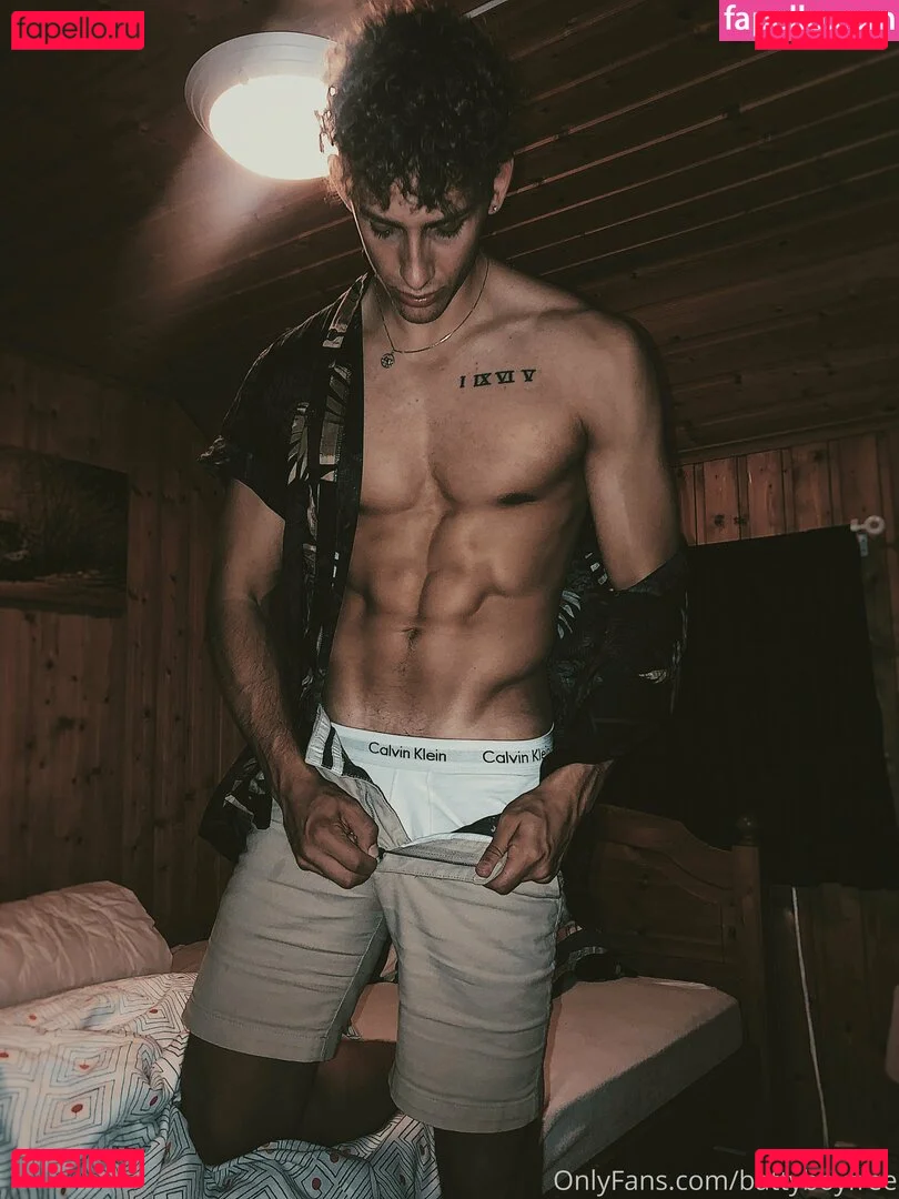 battyboyfree Onlyfans Photo Gallery 