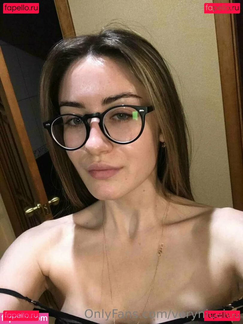 veryniceice Onlyfans Photo Gallery 
