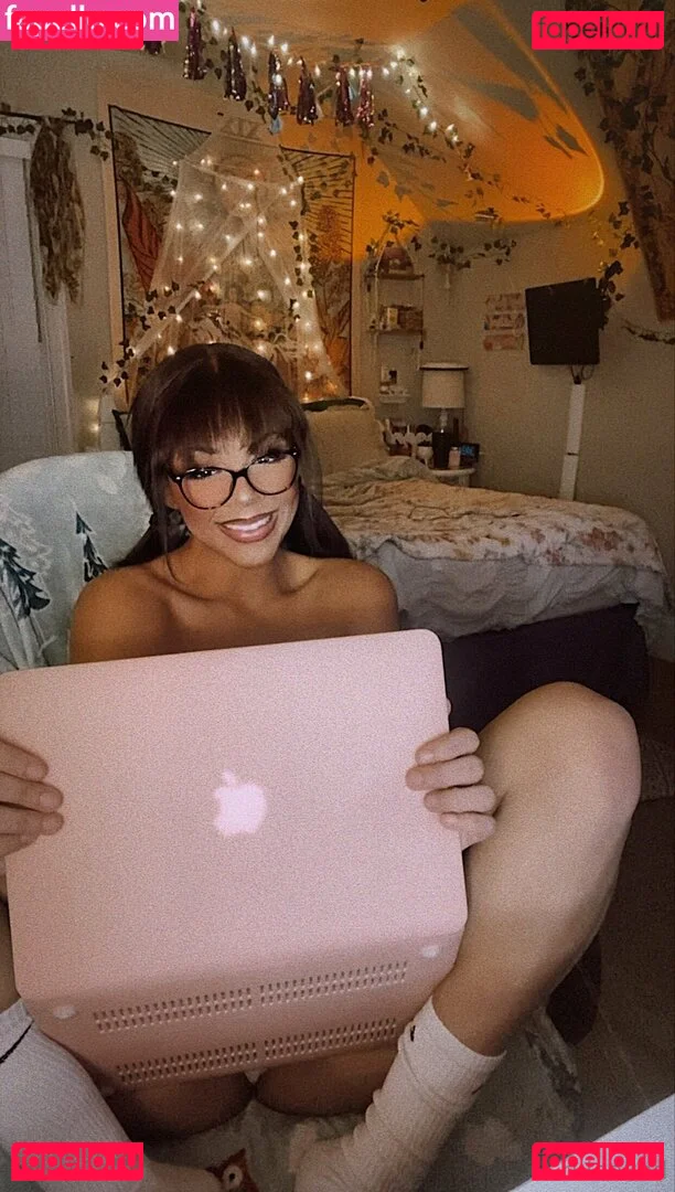 ri.leaked Onlyfans Photo Gallery 