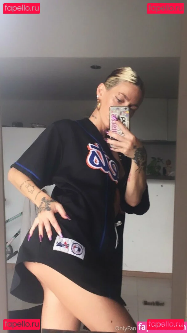 evilbarbybae Onlyfans Photo Gallery 