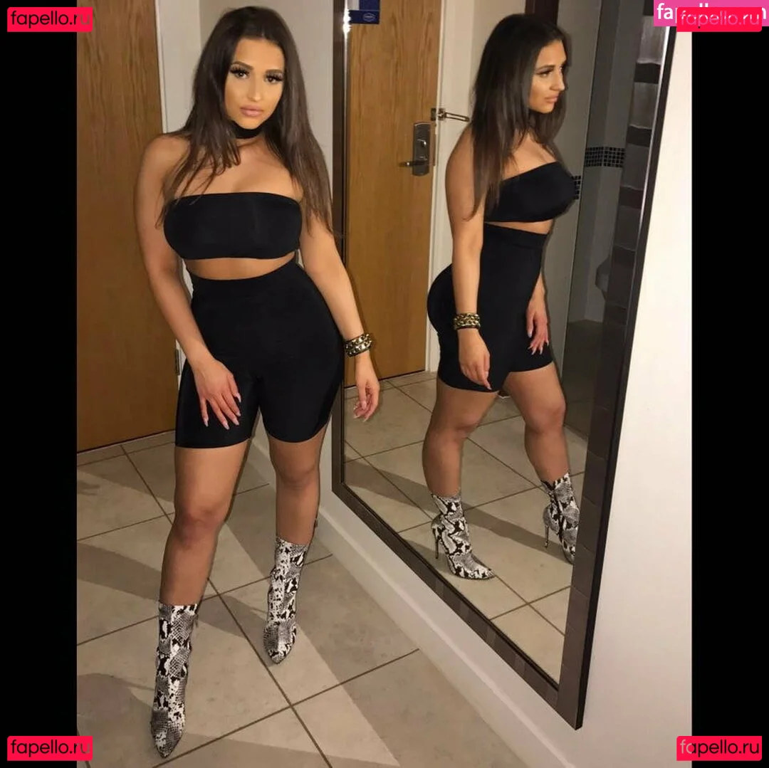 Sarah Malcolm Onlyfans Photo Gallery 