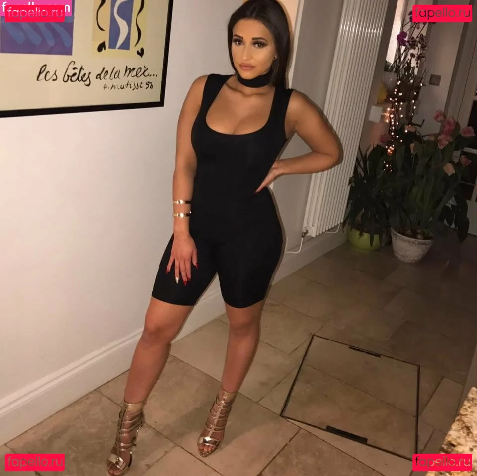 Sarah Malcolm Onlyfans Photo Gallery 