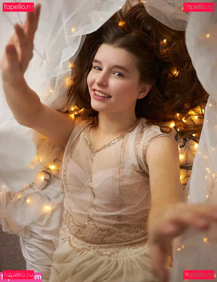 Jade Lyon Onlyfans Photo Gallery 