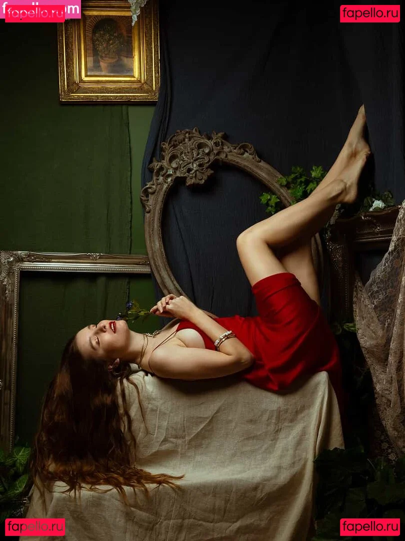 Jade Lyon Onlyfans Photo Gallery 