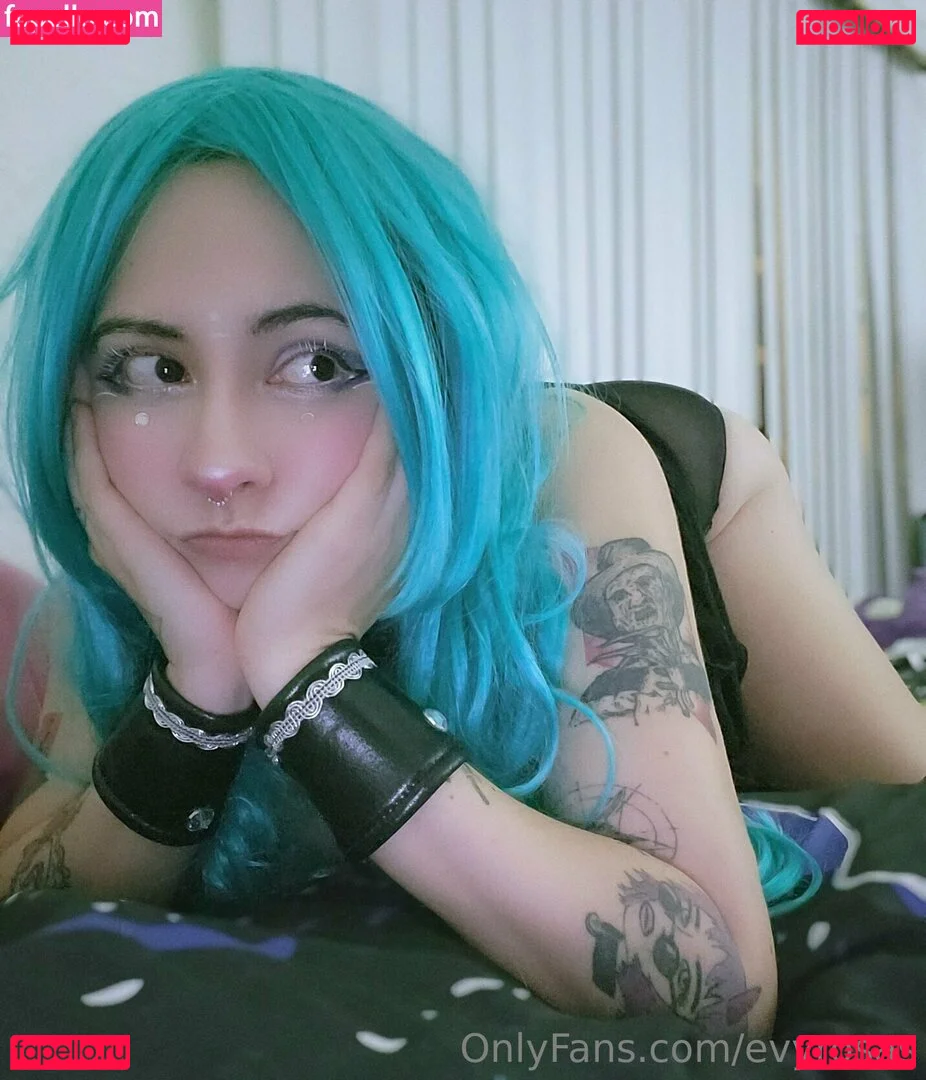 evyrosas Onlyfans Photo Gallery 