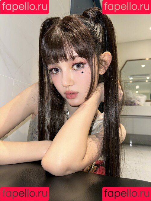 NewJeans Onlyfans Photo Gallery 