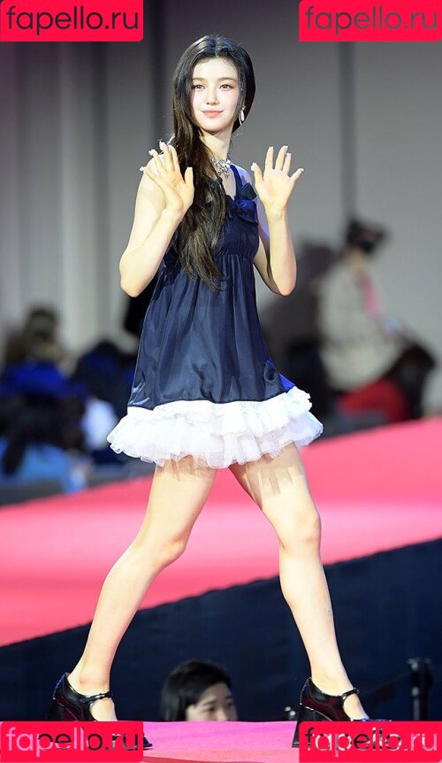 NewJeans Onlyfans Photo Gallery 